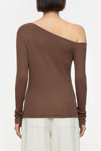 Closed, C95065 Asymmetric shirt, Cacao Brown